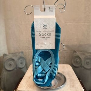 **SOLD On Mercari** Gaiam Grippy Yoga - Barre Socks